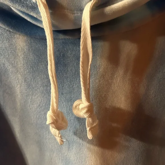 True Craft Sky Blue and white tie-dyed Hoodie and matching jogger pants - XL - Picture 3 of 6